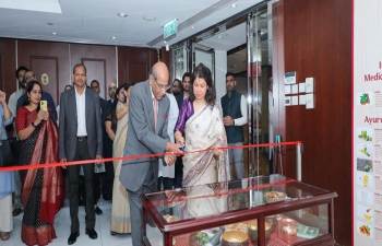 Inauguration of Ayurveda Corner at the Consulate by Ambassador Shyam Saran